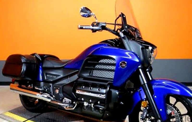 HONDA GOLDWING VALKYRIE FOR SALE / هوندا جولد وينج فالكيري بيك للبيع 0