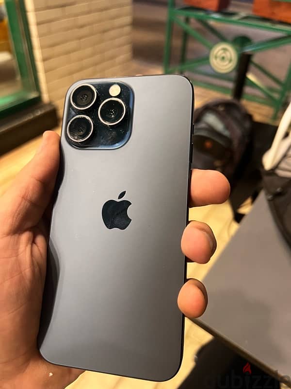 iPhone 15 pro max 512 BLUE TITANIUM 2