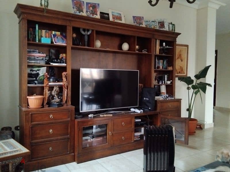 Ethan Allen TV cabinet 0