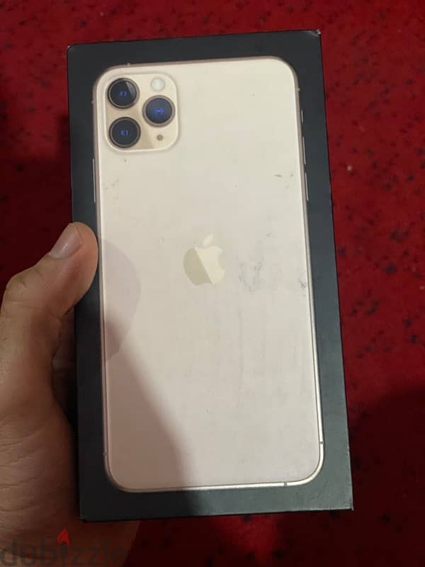 iphone  11 pro max 2