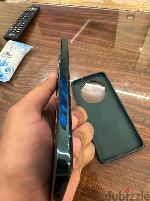 oppo reno 12F 5g ابوو 4