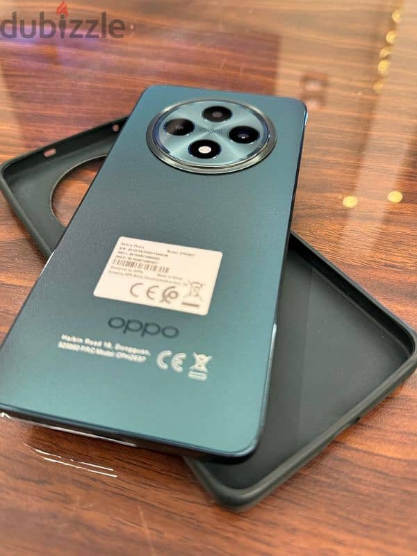 oppo reno 12F 5g ابوو 8