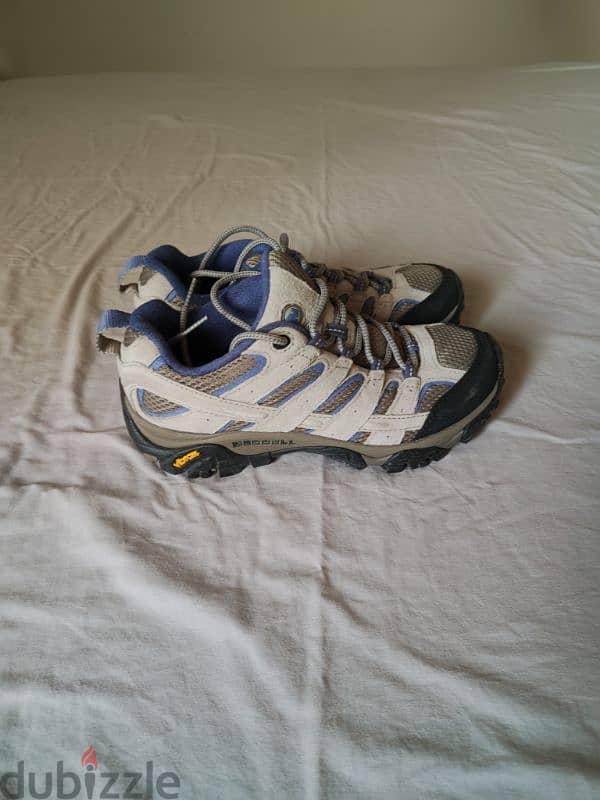 Brand New. Merrel Vibram. Women's size 7.5 US, 5 UK, 38EUR 1