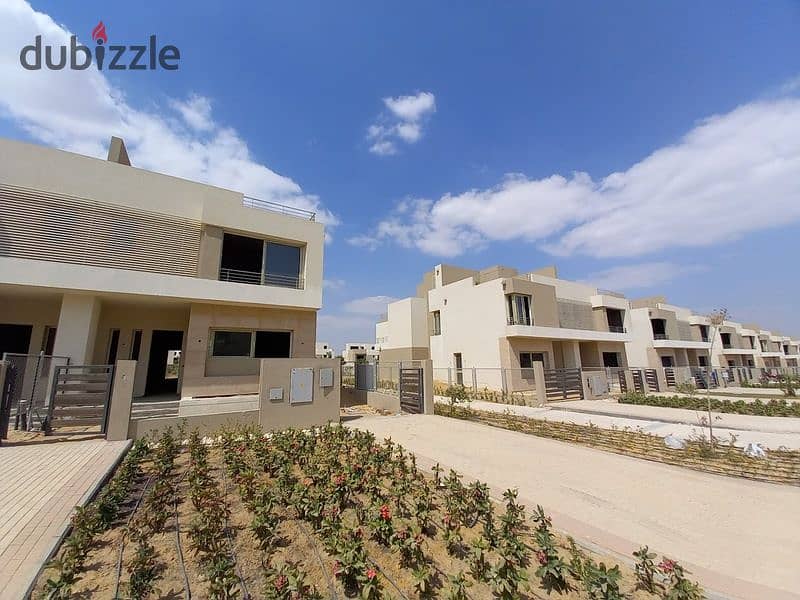 villa Type M with installment Prime location - the crown palm hills 3