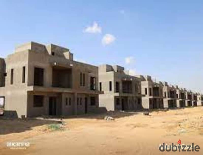 Prime 235 sqm twin house with remaining installments in Karma Gates Compound, in a prime location in Sheikh Zayed. 7