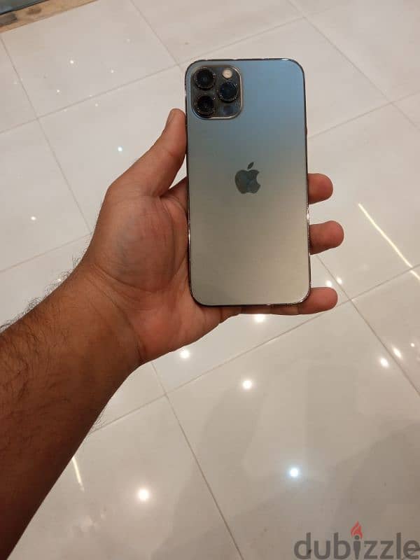 iphone 12 pro بحالته 1