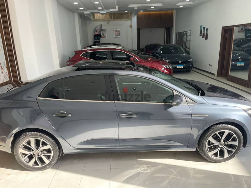 رينو ميجان ٢٠٢٠ اعلي فئه فابريكا بالكامل - Renault Megane 2020 5