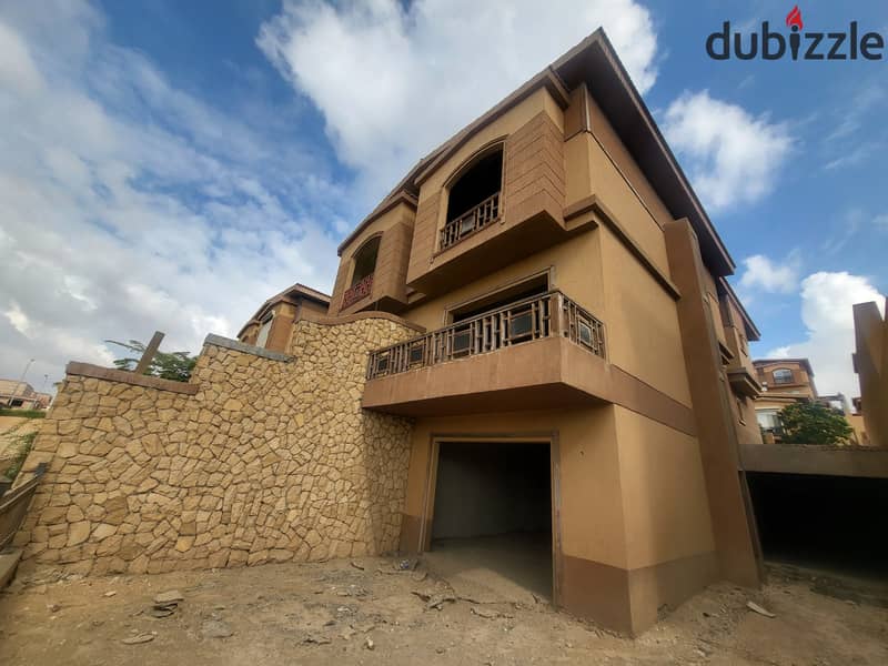 for sale twin house Pyramids Walk 0