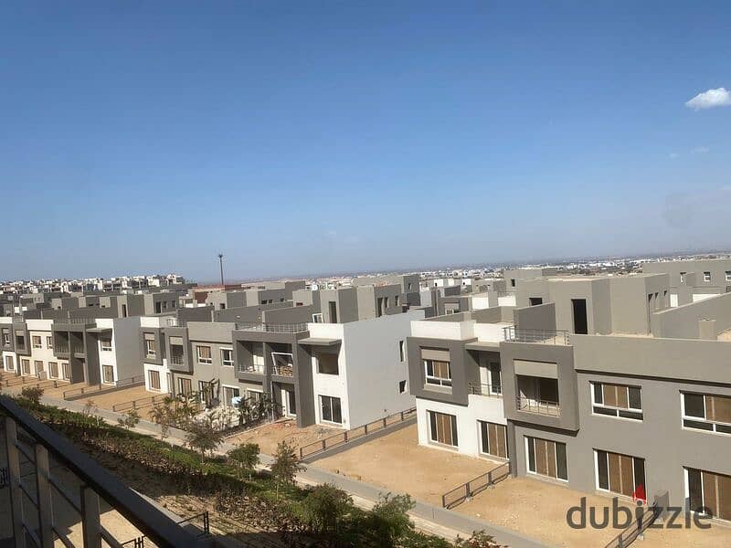 Twin house corner overlooking the hill, Etaba Compound, in the heart of Sheikh Zayed, immediate delivery, distinctive landscape viewTwin house corner 13