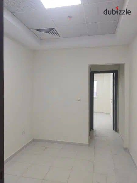 Clinic for sale, investment opportunity    At a very good price    New medical mall 2