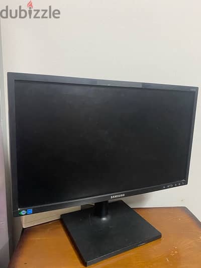 شاشة كمبيوتر Samsung 22inch