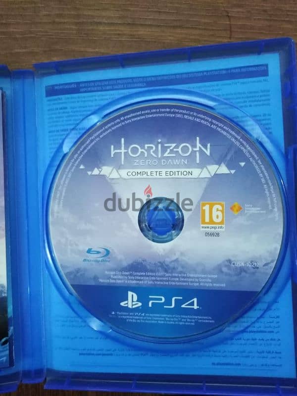 لعبة fifa 20 و horizon zero dawn CD ps4 3