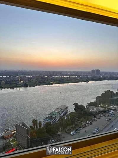 Hotel apartment ready to move  on the Nile Corniche directly in" Rave du nille" with installments