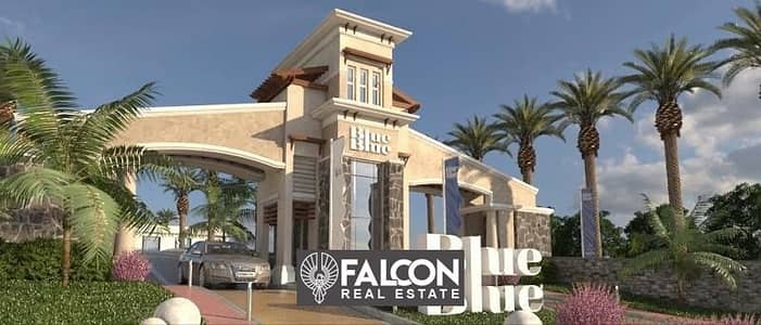 Chalet for immediate receipt in installments, fully finished, in Ain Sokhna, directly on the sea, in Blue Blue Compound, in installments over 4 years.