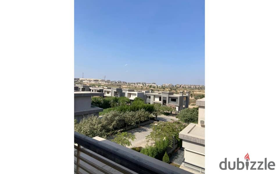 Villa for sale in New giza - 6 October City 12