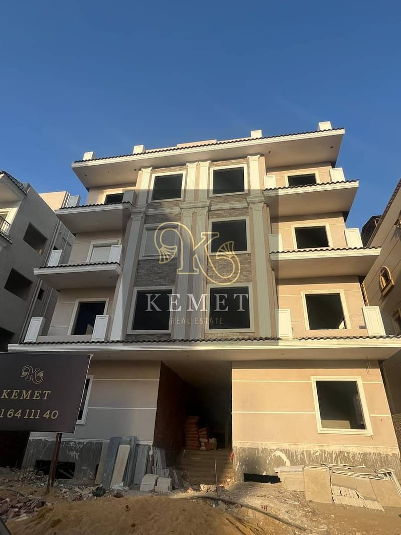 Apartment for sale, ready to move in, area of ​​185 square meters, distinctive location in Al-Andalus, Fifth Settlement 1