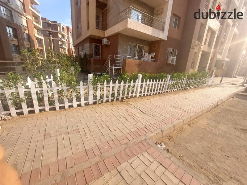 Furnished apartment for rent in Dar Misr Al-Qronfol, ultra super luxury finishing, fully air-conditioned - Fifth Settlement 2