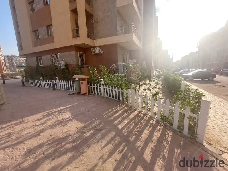 Furnished apartment for rent in Dar Misr Al-Qronfol, ultra super luxury finishing, fully air-conditioned - Fifth Settlement 11