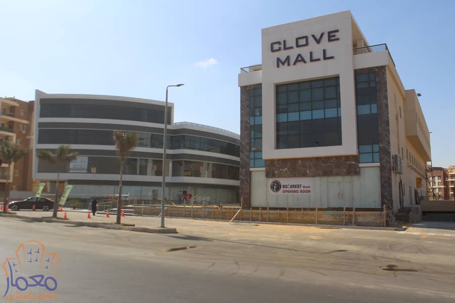 shop for sale 74m ready to move el koronfel clove mall new cairo 6