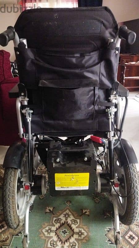 Electric wheel chair كرسي متحرك بضهر متحرك 2