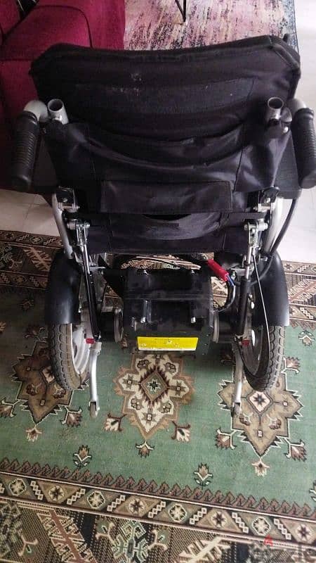 Electric wheel chair كرسي متحرك بضهر متحرك 3