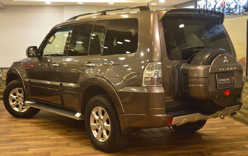 Mitsubishi Pajero 2014 4