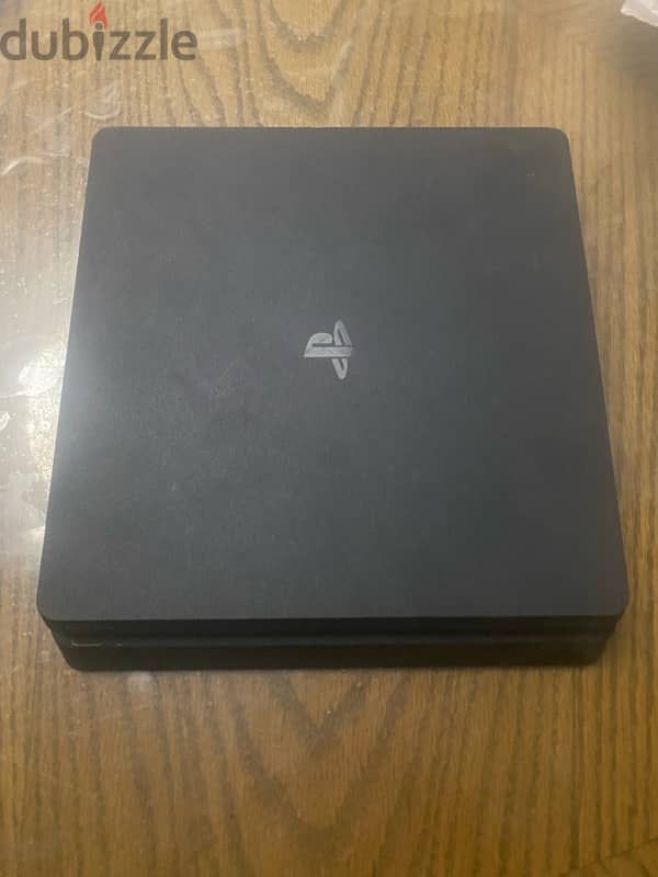 Ps4 slim 1t with 2 original controllers 4