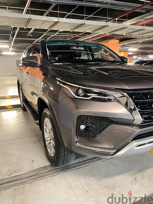 Toyota Fortuner 2024 19k km 4