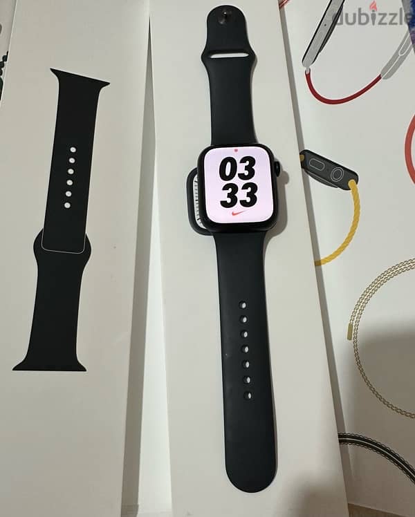 Apple Watch Series 7 45mm Midnight Alu Mid Sport Band GPS 3