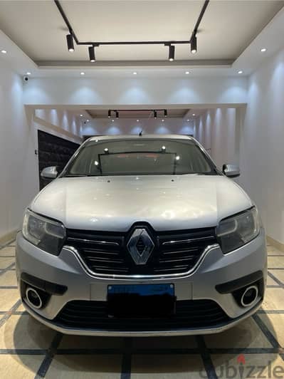 Renault Logan 2018