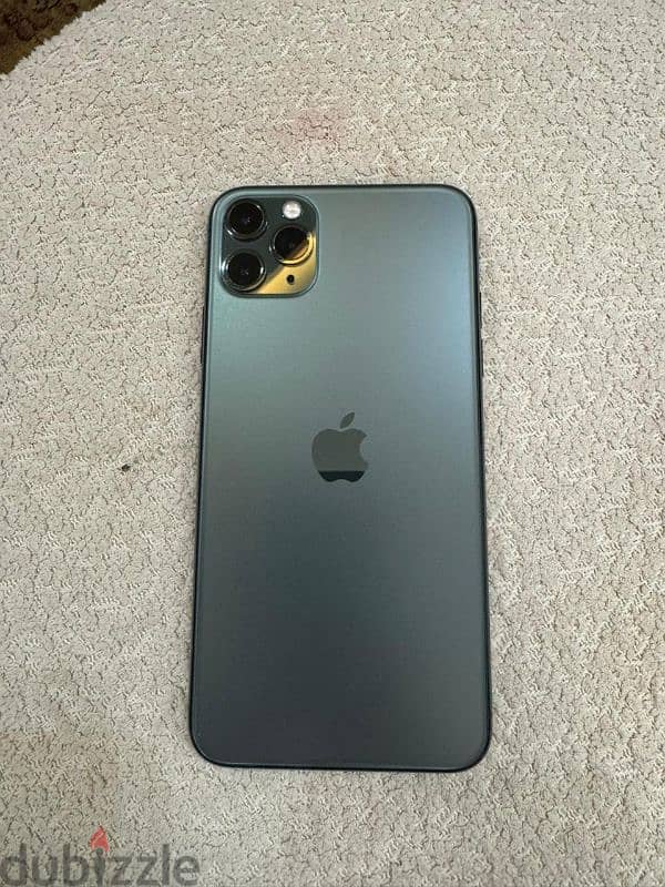 iPhone 11 Pro Max 256G حالتة ممتازة 1