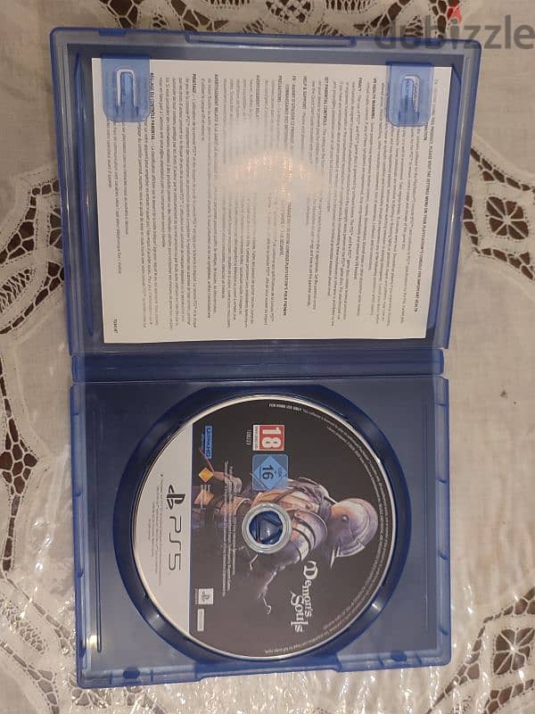 PlayStation 5 ( disc edition ) condition momtaz 9