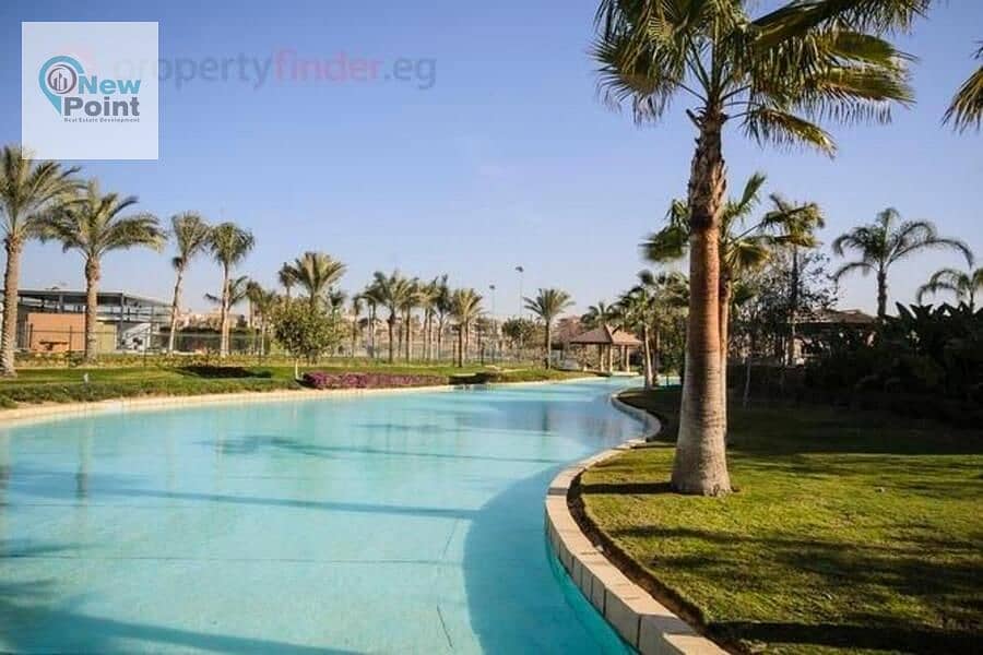 للبيع في الجولدن سكوير شقه متشطبة بالتكيفات و المطبخ من حسن علام Hassan Alaam Compound 2