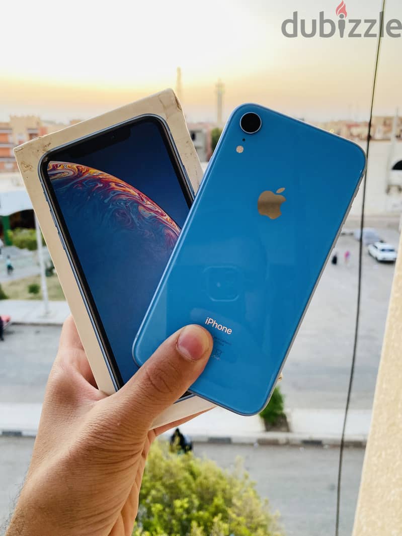 iphone xr for sale 128g . 78B , with box ايفون اكس ار واتر بروف للبيع 1