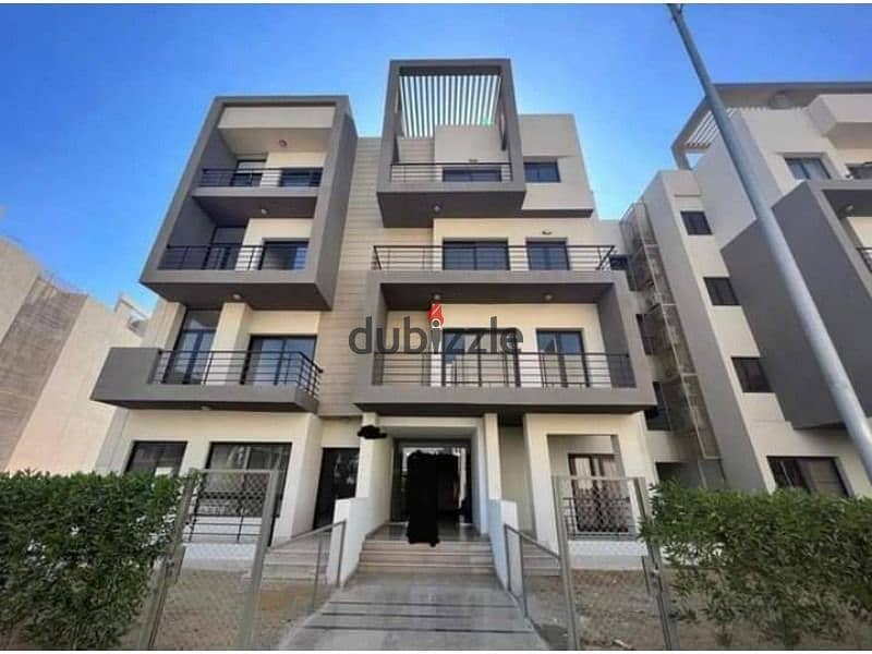 opportunity Ready to move , down payment of 9 million, and Ready to move a finished penthouse in at great price and the best sea view, Marasem fifth 5