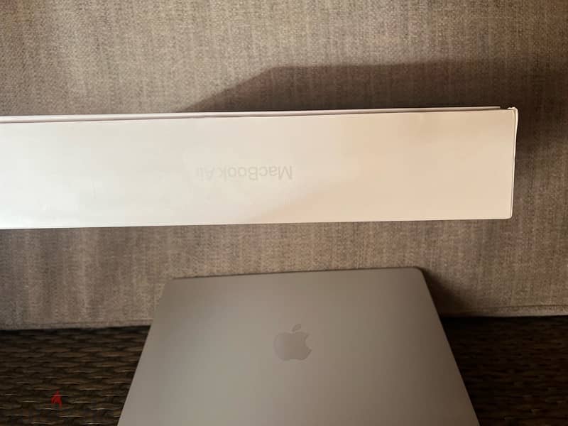 MacBook Air M2 512GB 1