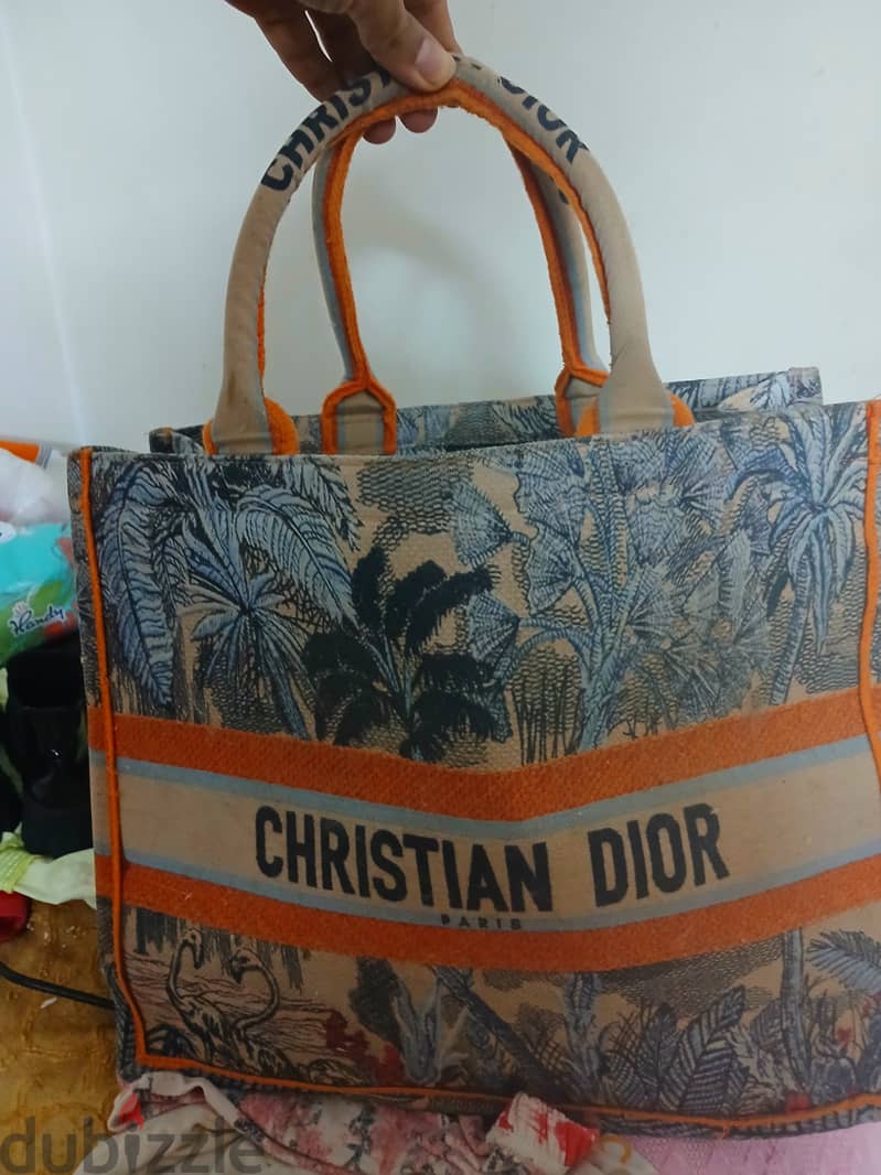 شنطه Christian Dior mirror original مستورده استخدمت مرتين فقط 0