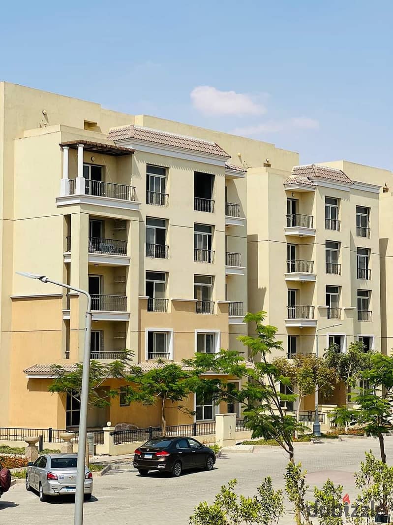 For sale, a 3-bedroom apartment with a lagoon view in Sarai Compound, directly on the Suez Road, with a down payment of 680K 9