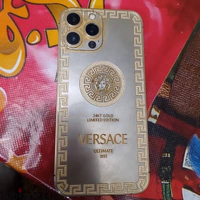 iPhone 13 Pro Max Versace Edition