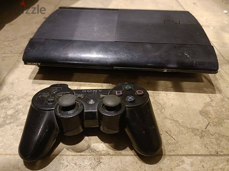 بلايستيشن 3 سوبر سليم حالتة ممتازه ps3 ومعاه اسطوانات 2