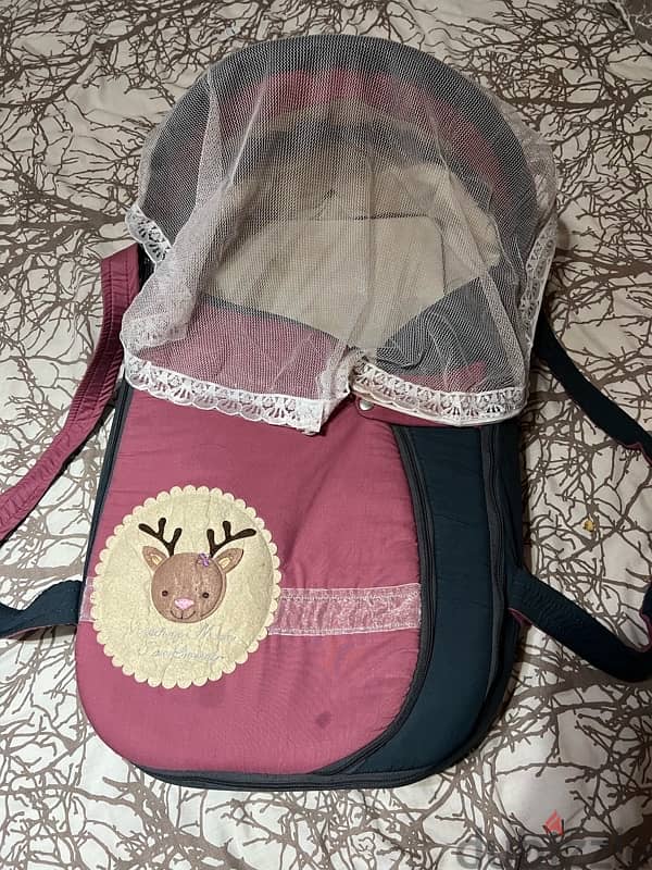 baby bag and baby carrier شنطه اطفال و بيبي كارير 0