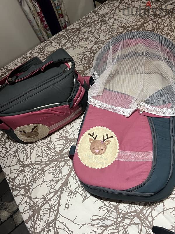 baby bag and baby carrier شنطه اطفال و بيبي كارير 3