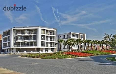 3 bedroom apartment for sale with a special discount of 42% for a limited period with an open view of the golf course