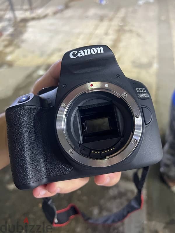 canon eos 2000D 8