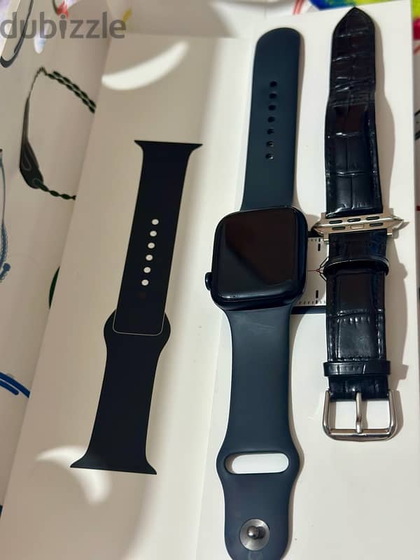 Apple Watch Series 7 45mm Midnight Alu Mid Sport Band GPS 4