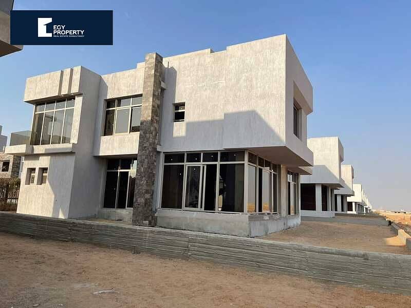 Lowest price for quick sale, villa in Sun Capital, in installments 7 years 8