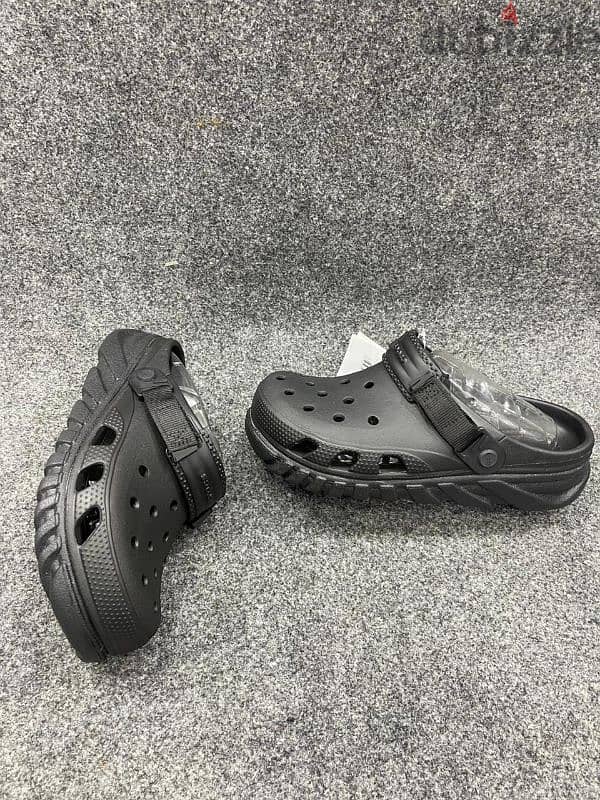 crocs 17