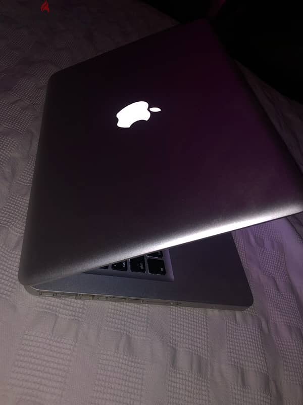 mac book pro 4