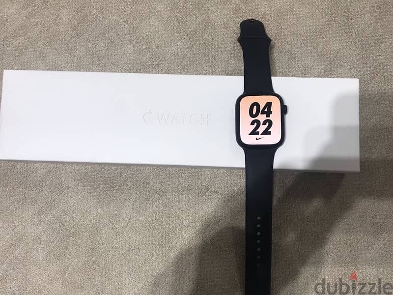 apple watch sweies 8 45 mm( like neww) 1