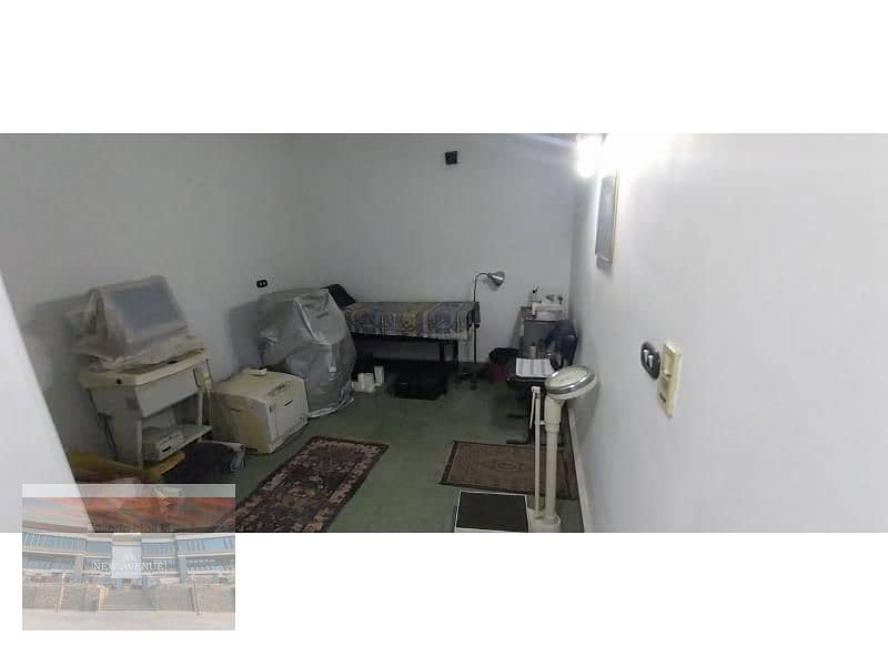 Clinic for sale at Nakhla Almotieai Triumph square        MA-AD 145 2